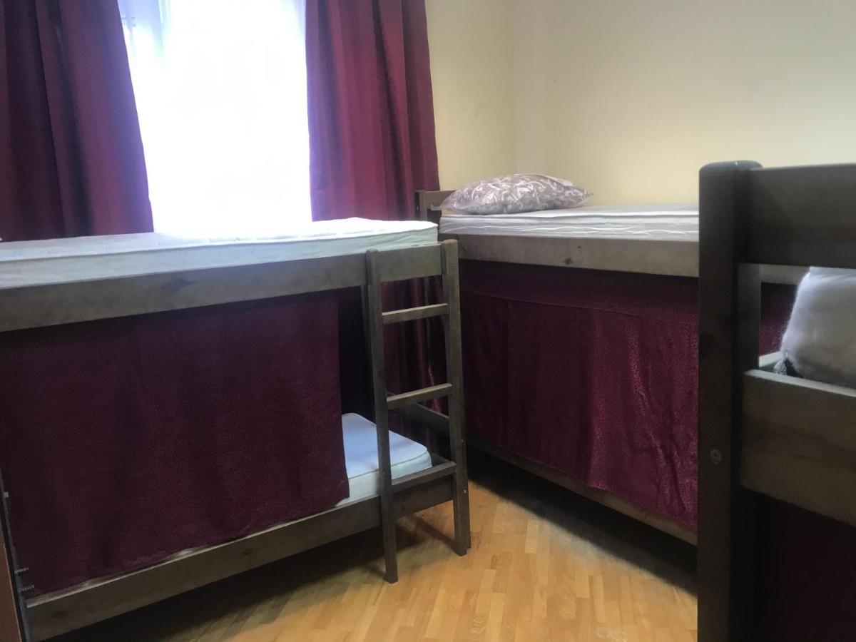 Ararat-Shulyavskaya Hostel Kiev Extérieur photo