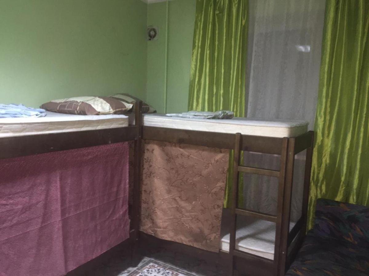 Ararat-Shulyavskaya Hostel Kiev Extérieur photo